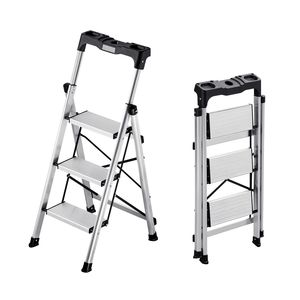 Sgabello Pieghevole in Alluminio a 5 Gradini con Pedali Larghi Antiscivolo e Impugnatura Comoda - Capacità 150 kg - Product Image 1