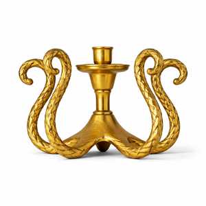 เชิงเทียนทองเหลืองฐานหนักแบบคลาสสิก ตกแต่งด้วยโลหะ ดีไซน์ดั้งเดิมสุดหรู เหมาะสำหรับงานแต่งงาน ระดับพรีเมียม - Product Image 3