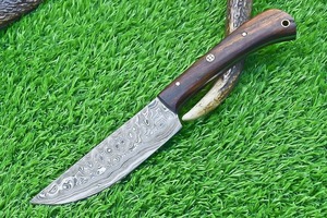 Impresionante Cuchillo de Chef de Acero de Damasco Forjado a Mano |   Cuchillo de Cocina de 9.5 Pulgadas con Mango de Madera Natural - Product Image 3