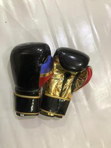 Guantes de Boxeo para Gimnasios, Escuelas y Clubes, Personalizados, de Cuero Vacuno, para Sparring, Entrenamiento y Golpeo, Venta al Por Mayor - Product Image 3