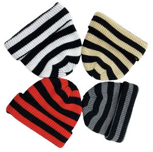 Gorro de invierno duradero y personalizado que ofrece una retención de calor excepcional, diseñado para personas que necesitan calidez, comodidad y rendimiento. - Product Image 1