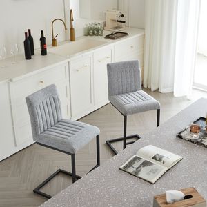 Sgabello da Bar in Tessuto Grigio Chiaro con Robusta Struttura in Metallo Nero, Seduta Comoda ed Elegante per Isola Cucina o Soggiorno - Product Image 3