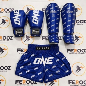 ชุดอุปกรณ์ฝึกศิลปะการต่อสู้คุณภาพสูง Fairtex สีส้ม ประกอบด้วยนวมคิกบ็อกซิ่ง สนับแข้ง และกางเกงขาสั้น ทำจากหนัง ปิดด้วยแถบตีนตุ๊กแก - Product Image 4