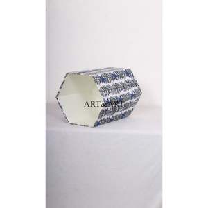 Cesto de papel decorativo colorido y bonito, cesto de basura de madera con estampado, cesto para basura, hermoso complemento para el hogar. - Product Image 4