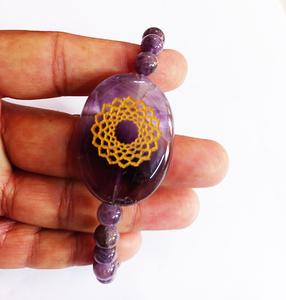 Premium Quality Natural <b>Amethyst</b> Crown Chakra Beaded Adjustable <b>Bracelet</b> Genuine Agate Item Buy Online at Amayra Crystal Exports - Product Image 3