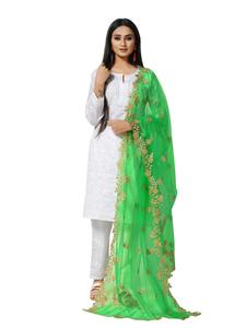 Hermosas Dupattas de Tela de Red con Diseños de Bordado para Chicas Indias y Pakistaníes, Ideales para Bodas, Eventos Casuales y Uso Tradicional Femenino - Product Image 2