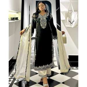 Magnifique costume de fête de taille 2XL avec broderie de fil pour un look époustouflant - Product Image 6