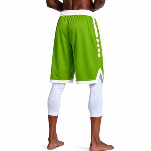 Shorts de basket-ball personnalisés pour hommes, vert clair avec rayures blanches, séchage rapide, vêtements de sport respirants pour l'entraînement. - Product Image 2