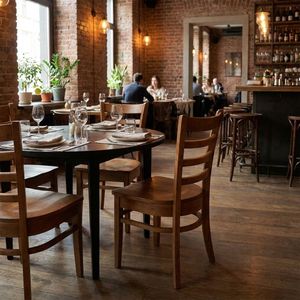 Silla Tradicional de Madera de Caucho con Respaldo de Escalera y Acabado en Roble, Silla de Comedor de Madera para Restaurante, Hotel y Muebles OEM - Product Image 6