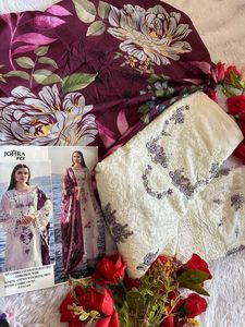 Gracieuse robe traditionnelle Shalwar Kameez coton cambric avec broderie lourde et impression numérique Maslin Dupatta costume de style fantaisie - Product Image 4