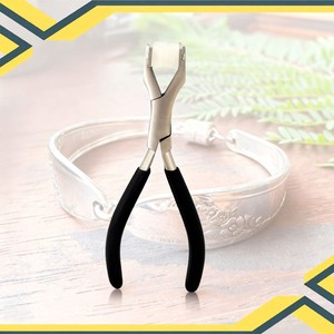 Pince à cintrer les anneaux, mâchoires en nylon, outil professionnel de formage de bijoux pour la mise en taille et la mise en forme des anneaux, artisanat métallique ZetomedPro - Product Image 4