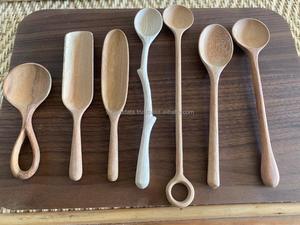 Ensemble de cuillères en bois en forme de cœur, cuillères à thé sculptées, design minimaliste, manche durable pour servir le thé - Product Image 5
