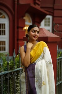 <b>Yellow</b> Floral Printed Cotton <b>Saree</b> With Dupatta Traditional Indian Women's Wear For Diwali Occasion - Product Image 4