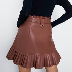 Falda ajustada de cuero genuino de oveja para mujer, negra, con bolsillos, estilo bodycon. - Product Image 2
