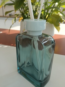 Difusor de Aromas con Varillas de 200 ml, Rojo, en Oferta, Perfume <span class=keywords><strong>para</strong></span> el Hogar, Fragancia, Aceite Aromático, Botella de Difusor de Aromas de Lujo con Caja de Regalo - Product Image 4