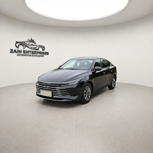 B-Y-D Chazor 05 2024, Sedán Híbrido Enchufable (PHEV) Usado, Volante a la Izquierda, Vehículo Familiar con Autonomía NEDC de 101-200 km y Batería de 70-90 kWh - Product Image 1