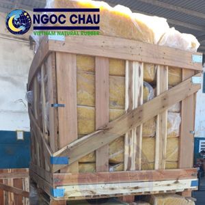 Caucho Natural SVR3L Amarillo NGOC CHAU para Suelas de Zapatos, Directo de Fábrica, Ciudad de Ho Chi Minh, Vietnam, Fardos Sueltos de 33.33 kg/Fardo - Product Image 3