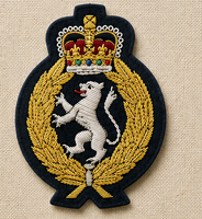 Écusson en tissu brodé à la main, motif Lion, Couronne, Badge, Ancre, Couronne de Laurier, Design en dentelle 3D, à coudre avec épingle de sûreté, pour uniforme et vêtement