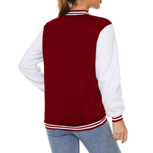 Chaquetas Varsity con Logotipo Bordado Personalizado, Cuerpo de Lana, Mangas de Cuero, Chaqueta Varsity Personalizable para Mujer - Product Image 4