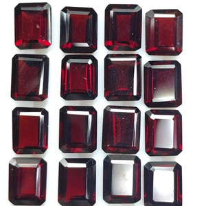Pierre précieuse de grenat du Mozambique élégante, de qualité supérieure, à facettes octogonales, pour la fabrication de bijoux fins, vente en gros - Product Image 1
