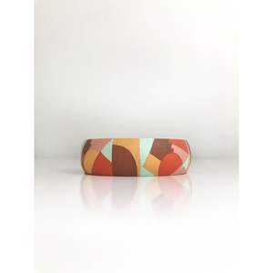 Accessoires de mode ethniques faits à la main, bracelets en bois à motifs floraux - Product Image 1