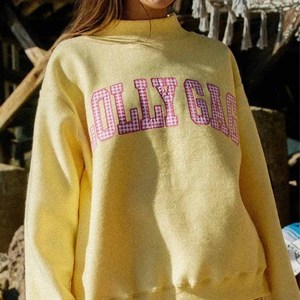 Sweat-shirt unisexe oversize à col montant, style mode hiver, avec broderie personnalisée à carreaux et lettres appliquées, en polyester - Product Image 1