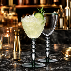 Verres à cocktail colorés en borosilicate faits à la main de 320 ml, sans plomb, coupe Martini, verrerie de bar réutilisable en gros - Product Image 6
