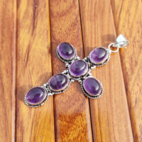Joyería al por mayor Vintage, Colgante de cruz con amatista natural, engaste de bisel chapado en plata antigua, base de latón, chapado personalizado