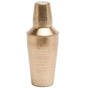 Shaker en acier inoxydable au design moderne et d'excellente fabrication ajoute de l'élégance à n'importe quelle configuration de bar, restaurant ou espace de cuisine. - Product Image 3