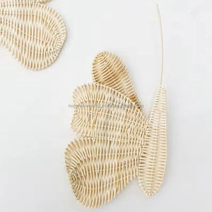 Fournisseur de décoration murale en rotin fait main en gros Art décoratif durable et écologique pour hôtel Resort Vietnam durable - Product Image 2