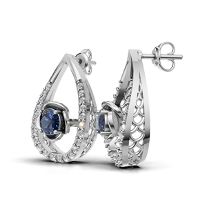 Boucles d'oreilles clous en or 18 carats style classique avec diamant de laboratoire bleu en forme de goutte d'eau florale - Product Image 2