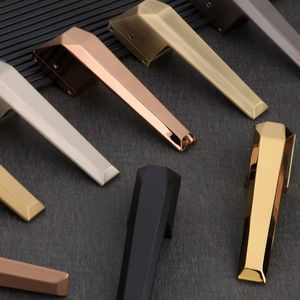 Quincaillerie de mobilier en laiton et zinc de la marque Sukhand pour portes d'épaisseur de 35 mm à 50 mm dans les hôtels, les appartements et les villas de luxe. - Product Image 4