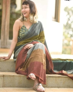 Sari en coton et lin Kanjivaram imprimé KV pour femmes - Vêtement traditionnel pour les fêtes (Multicolore Automne) - Product Image 2