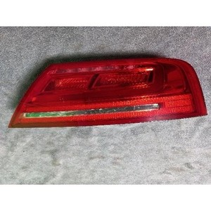 ไฟท้ายด้านขวาหลัง รุ่น A8 ปี 2010-2017 ของแท้ มือสอง OEM 4H0945096 - Product Image 1