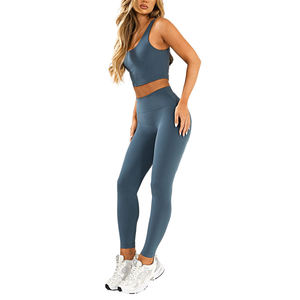 Ensemble de yoga sans couture 2 pièces pour femme de haute qualité, idéal pour la gym et le fitness, avec logo personnalisé, couleurs contrastées, anti-plis, respirant et écologique - Product Image 1