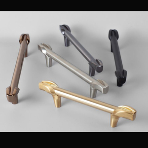 Poignées et boutons modernes pour meubles de cuisine et commodes - Product Image 2