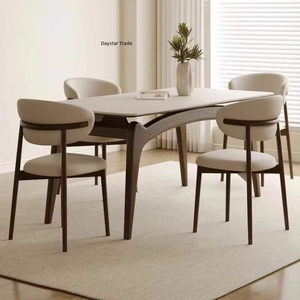 Mesa de Comedor Moderna Daystar Trade con Tapa de Mármol, Patas Curvas de Madera, Muebles de Comedor Contemporáneos de Lujo para 4 Personas - Product Image 1