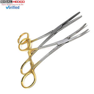 ชุดคีมคีลลี่แบบตรงและโค้ง 2 ชิ้น ขนาด 5.5 นิ้ว พร้อมตัวล็อค ทำจากสแตนเลส ปากคีมแบบหยักครึ่งหนึ่ง และด้ามจับสีทอง - Product Image 6