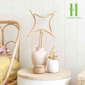 Décoration en rotin tressé fait main au design vintage et moderne pour chambre d'enfant, salon et crèche, modèle 2026 du Vietnam - Product Image 1