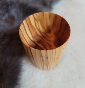 Verre à boisson en bois moderne, verre à boire en bois naturel, vaisselle en bois de qualité supérieure, verre écologique pour la maison - Product Image 3