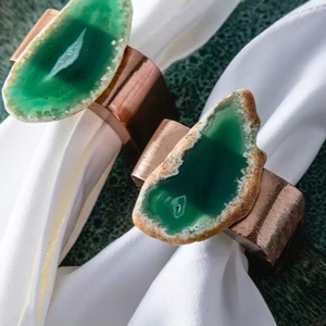 Anillos de servilleta decorativos de resina premium para mesas de comedor de lujo en el hogar y decoración de mesas de banquete en hoteles. - Product Image 1