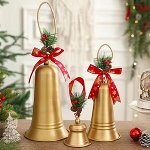 Ornement de cloche de Noël fait main avec accent métallique pour la décoration de l'arbre - Product Image 6