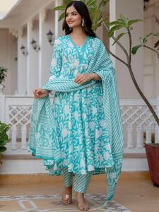 Women's Floral Digital Print Quick Dry Blue Cotton Kurta Set <b>Trousers</b> Regular Fit Knee-Length Traditional <b>Indian</b> Pakistani Wear - Product Image 5