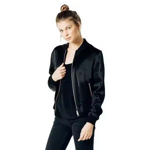 Chaqueta Bomber de Lana Azul Marino de Diseño Exclusivo para Chicas Universitarias, con Logotipo Personalizado, Ecológica, Precio Bajo, Ropa de Invierno Premium al por Mayor - Product Image 4