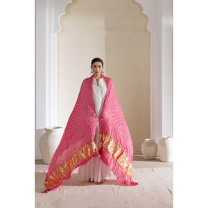Dupatta de Seda Pura Hecha a Mano con Borde Dorado Zari de Primera Calidad, Diseño Tradicional Indio para Bodas, Dupatta de Seda de Lujo - Product Image 1
