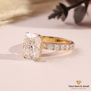 Bague en or massif 14 carats avec diamant de laboratoire CVD taille coussin glamour pour une date spéciale, 4,00 carats, couleur E, clarté VVS2, certifiée IGI - Product Image 2