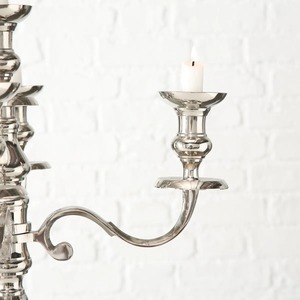 Candélabre décoratif en métal à cinq bras de luxe pour mariage, maison et décoration d'événements au meilleur prix - Product Image 3