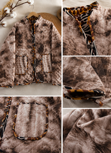 Chaqueta Acolchada Tie Dye para Mujer, Cuello Mandarín, Estampado de Leopardo, Prenda Exterior Vintage, 100% Poliéster, Bolsillos Acolchados, Largo Regular - Product Image 5