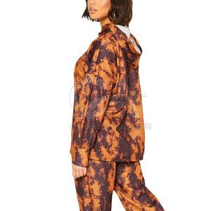 Ensemble jogging deux pièces personnalisé 2026 pour femme, imprimé intégral, survêtement en coton/polyester, tenue décontractée - Product Image 4
