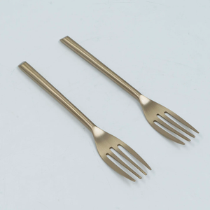 Exportateur mondial vendant des fourchettes à dessert en laiton de qualité supérieure couleur or - Produits de couverts pour la maison et la restauration - Product Image 1